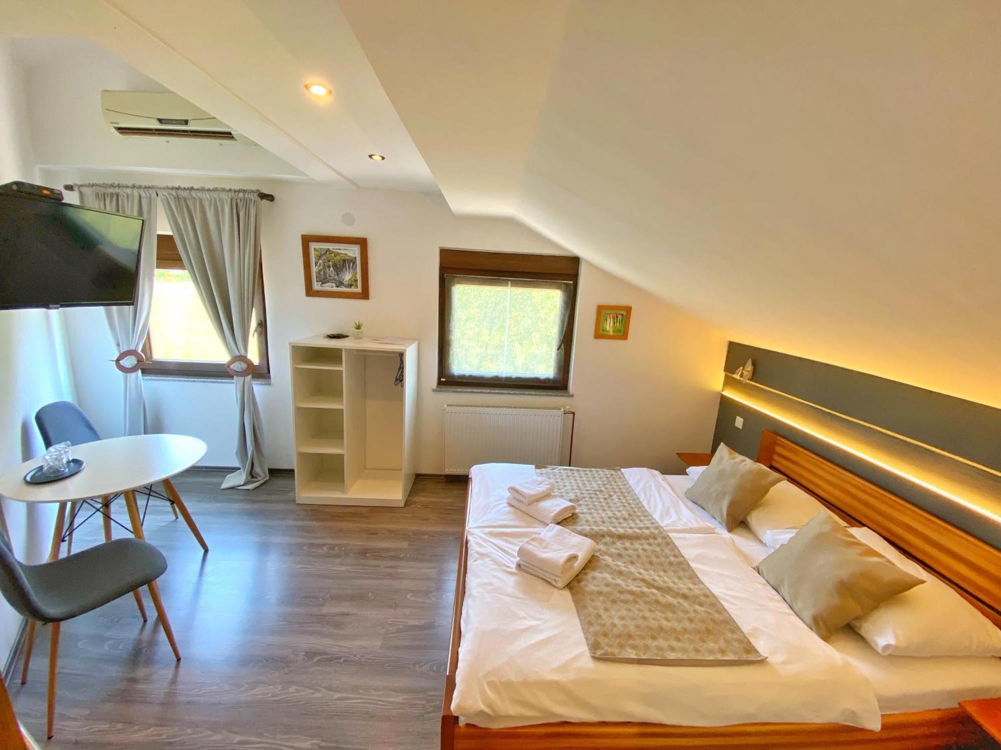 16 Lakes Guesthouse Грабовац Экстерьер фото